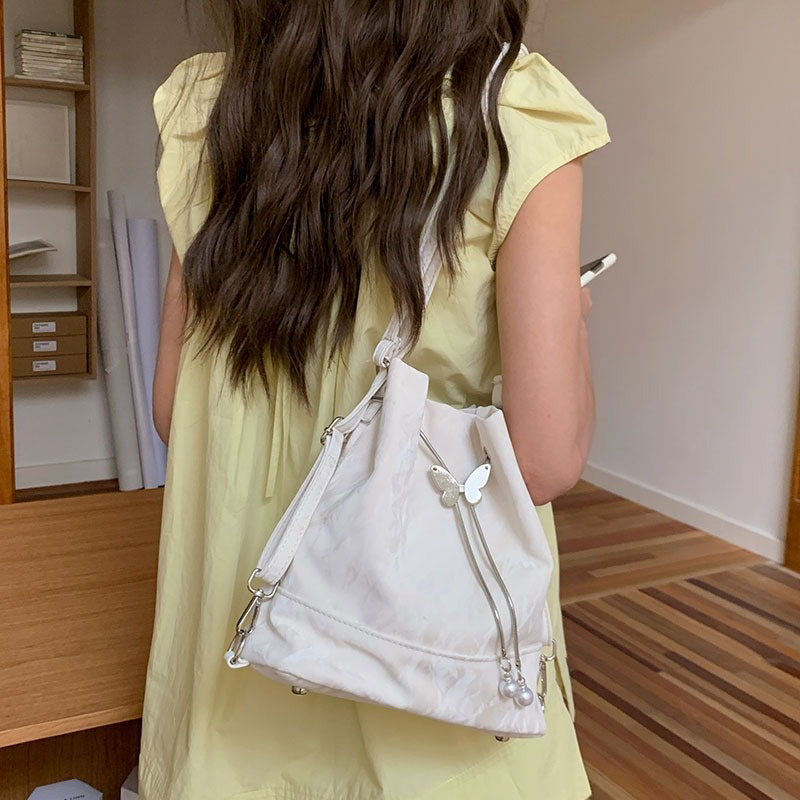 Women Mint Green Butterfly Dra - огляд і ціна Women Bags Green