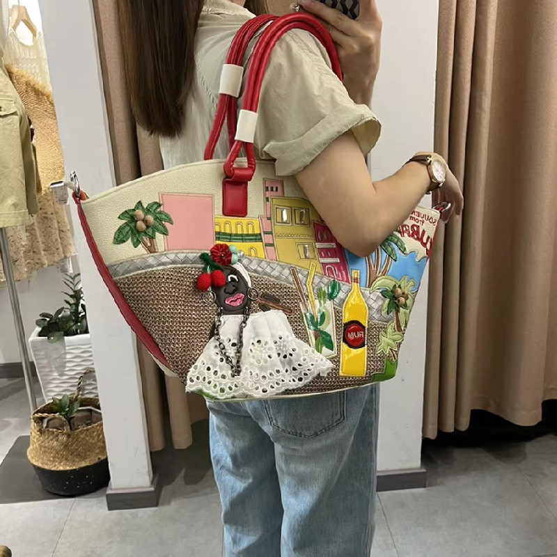 New Graffiti handbag large cap - огляд і ціна Women Bags Zadig