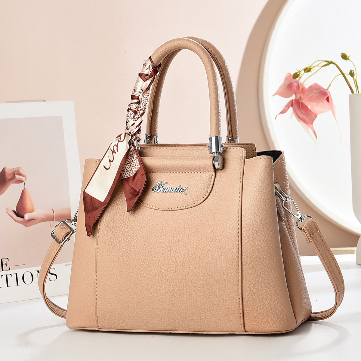 Simplified Women's Handbag for - огляд і ціна Women'S Bags Longchamp